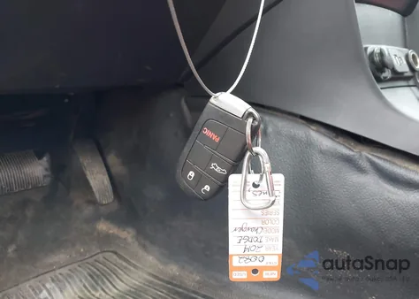 2014 Dodge Charger Police z USA, uszkodzony, nr VIN 2C3CDXAT7EH350316